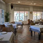 托莱多大酒店 3*