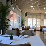 托莱多大酒店 3*