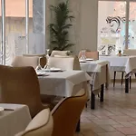 托莱多大酒店 3* 昂达
